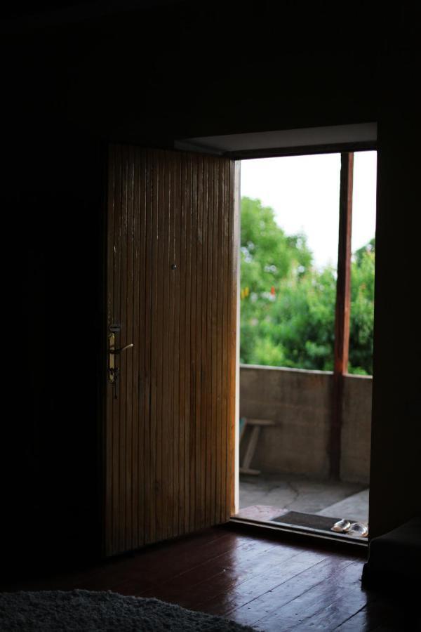 Noosh Guesthouse Ashnak Bagian luar foto